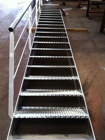 Escalera tipo industrial